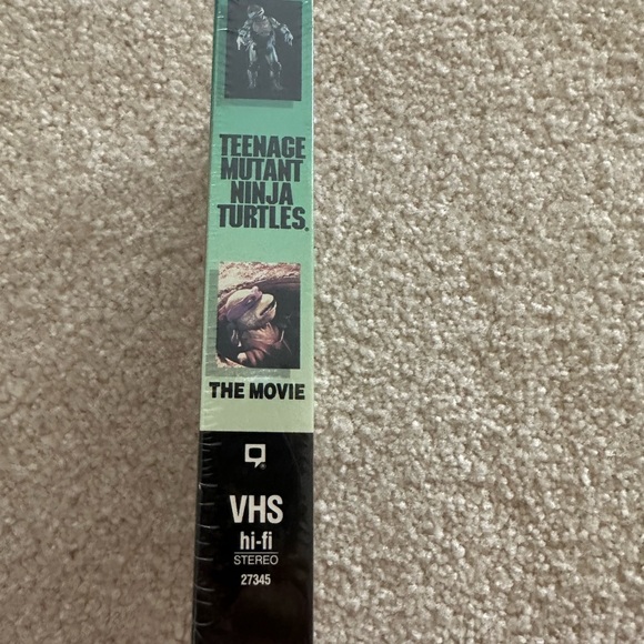 Teenage Mutant Ninja Turtles The Movie VHS - Black & Green Cover - Picture 2 of 4